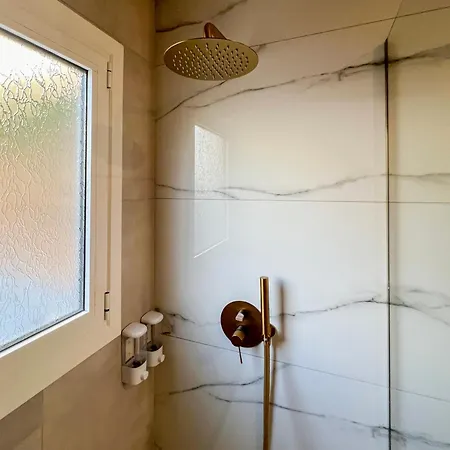 New! Incredible 1br In Koukaki With Ac *